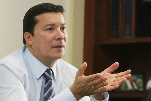 LOS REPRESENTANTES ESTAMOS ACTUANDO CON TODA LA RACIONALIZACI�N LEGISLATIVA