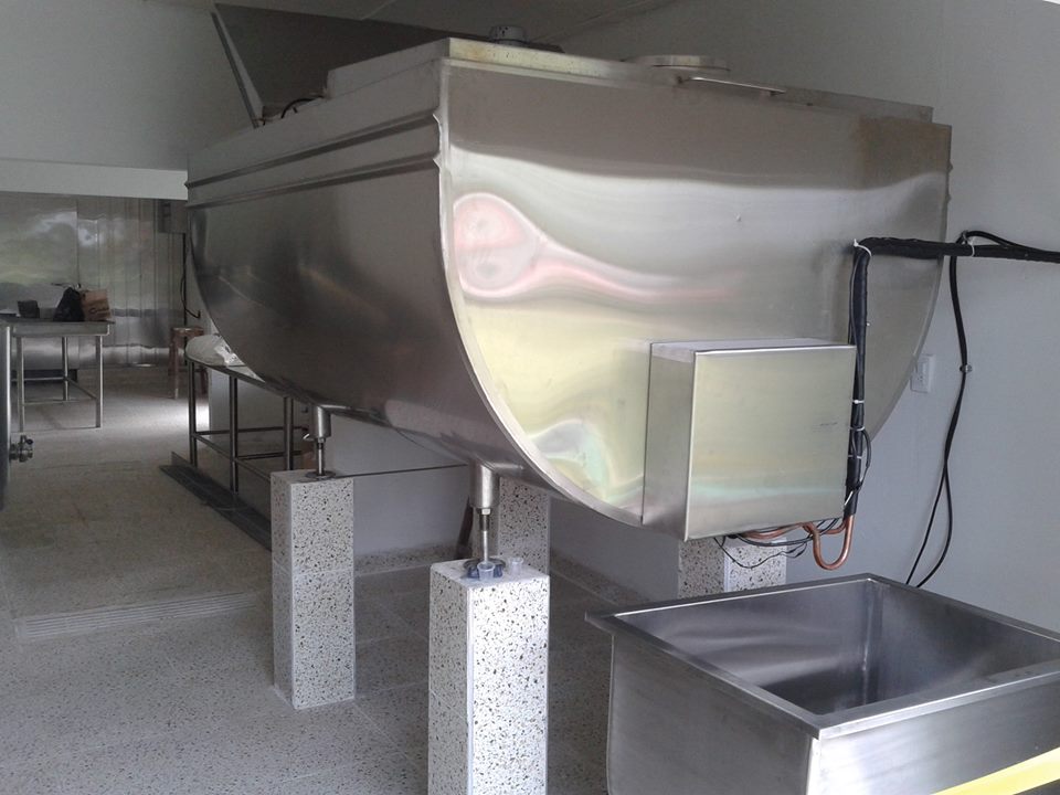 EMPRESA LACTEOS SAMAN�
