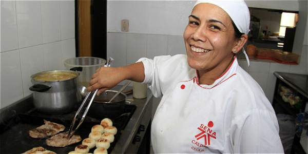 EN CALDAS CRECEN LAS MUJERES AHORRADORAS