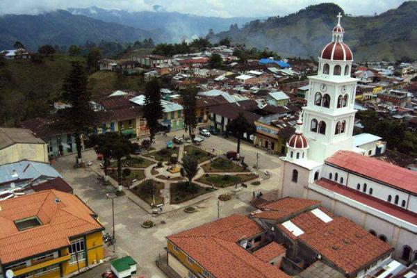 SAMANE�O FUE A RECOGER CAF� Y LO RECIBIERON A BALA