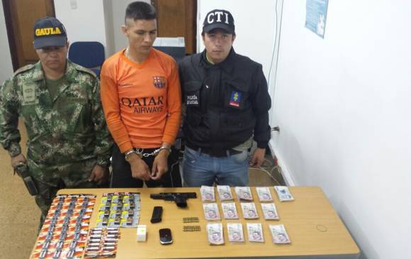 CAPTURAN A CABECILLA DE LAS FARC EN L�MITES ENTRE ANTIOQUIA Y CALDAS