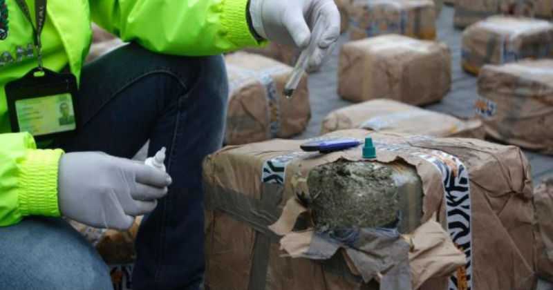 INCAUTAN 2,3 TONELADAS DE MARIHUANA