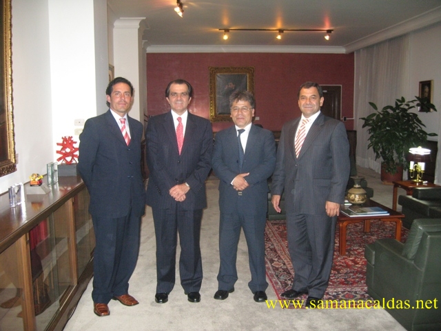PAVIMENTACI�N CARRETERA CA�AVERAL - SAMAN�