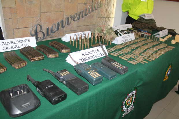 DESENTERRARON UNA CALETA CON EXPLOSIVOS EN FLORENCIA (SAMAN�) 