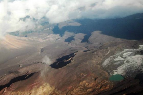 DESCUBREN LAGUNA EN EL NEVADO DEL RUIZ