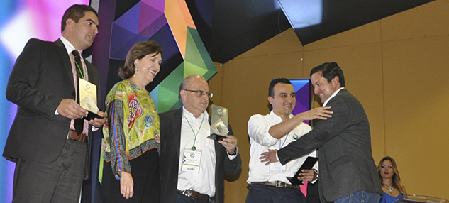 PREMIO EXCELGEL 2015 PARA AGRICULTURA Y MINAMBIENTE