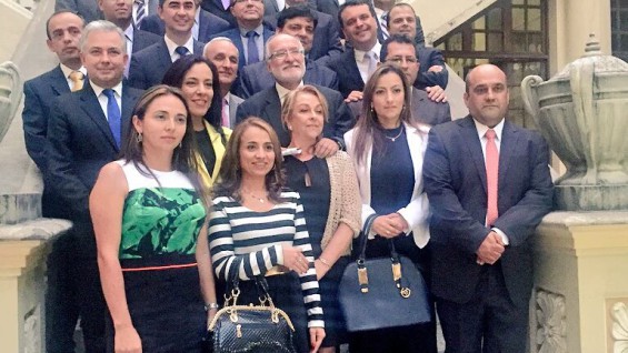 PERFILES DEL NUEVO GABINETE DE LA GOBERNACI�N DE CALDAS CON 3 SAMANE�OS