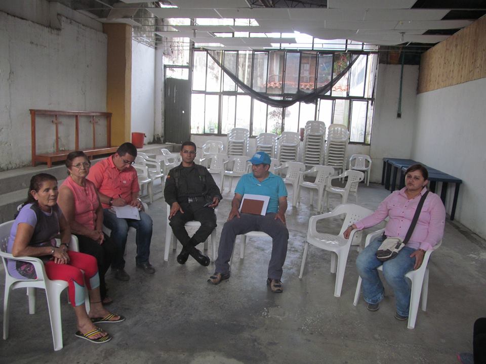 Reuni�n con comerciantes del corregimiento de San Diego