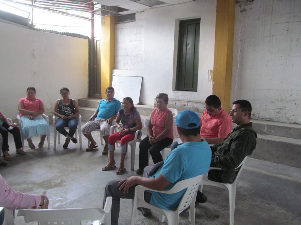 Reuni�n con comerciantes del corregimiento de San Diego