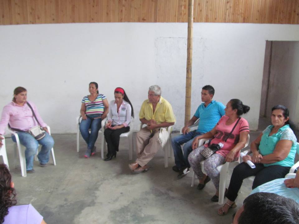 Reuni�n con comerciantes del corregimiento de San Diego
