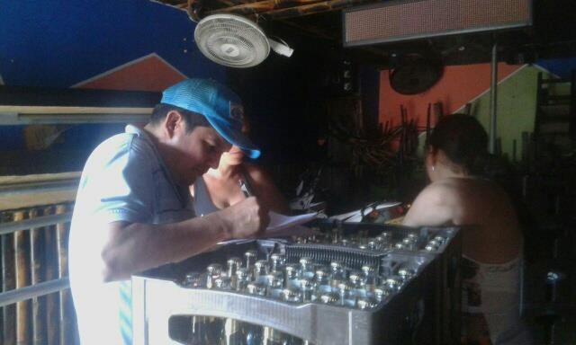Vigilancia a establecimientos expendedores de licor en San Diego.