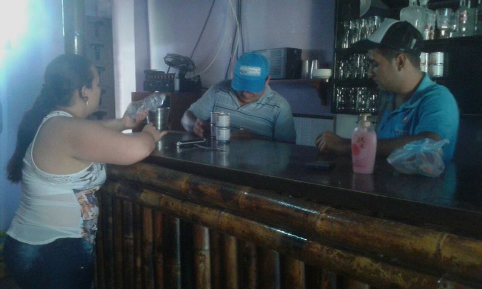 Vigilancia a establecimientos expendedores de licor en San Diego.