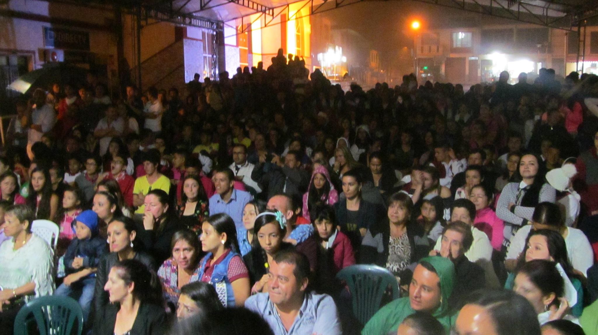 Finaliza el Gran Concierto por La Paz y Reconciliaci�n.
