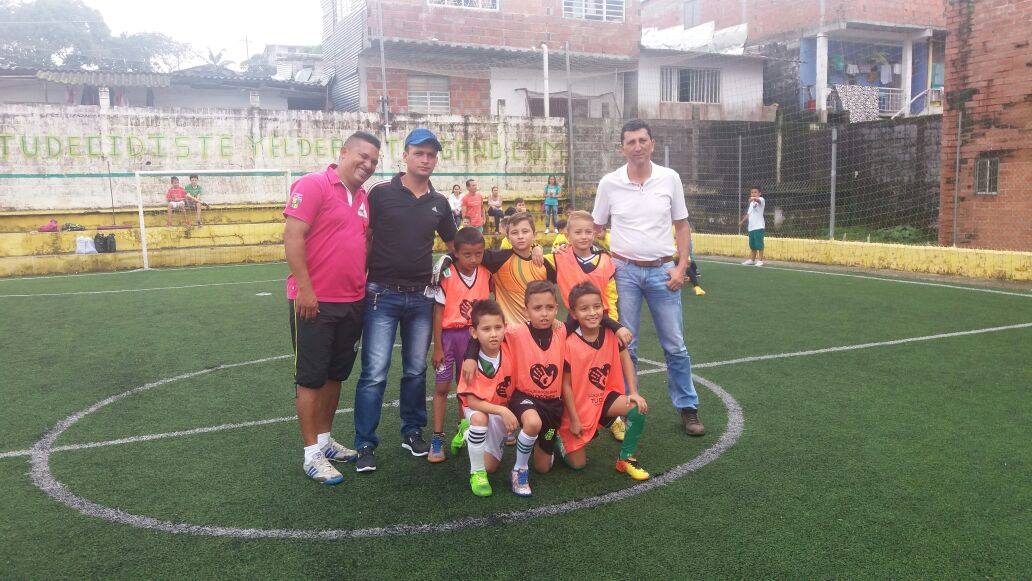 Apoyando el encuentro deportivo Saman� - Victoria.