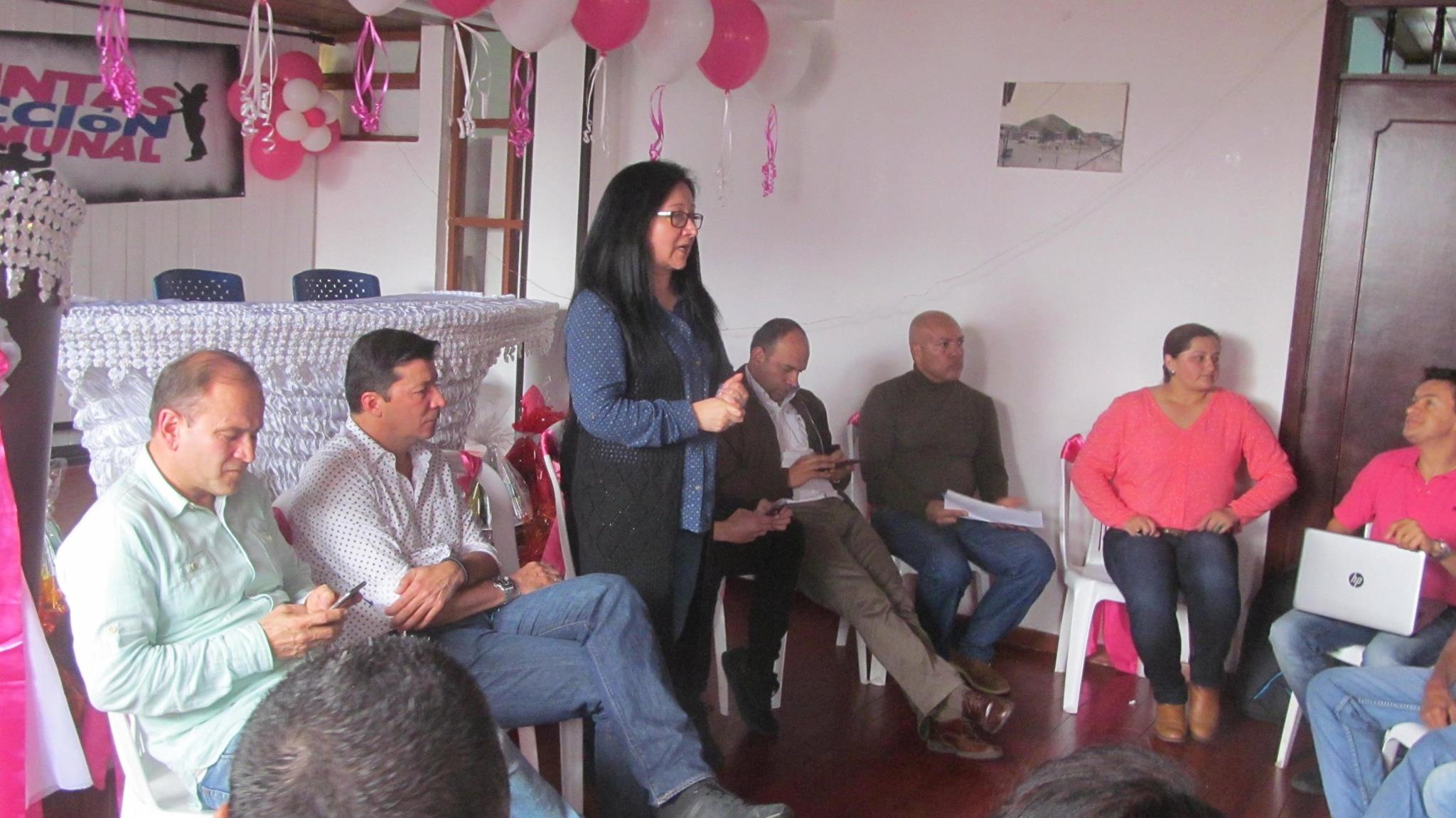 Homenaje d�a de las Juntas de Acci�n Comunal.