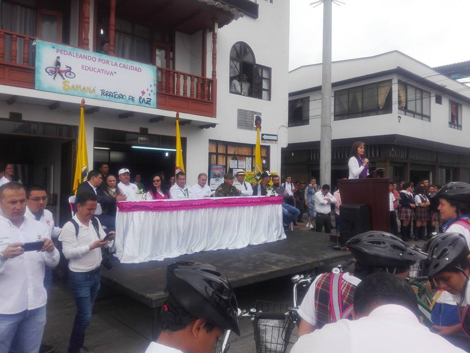 Pedaleando por la calidad Acad�mica