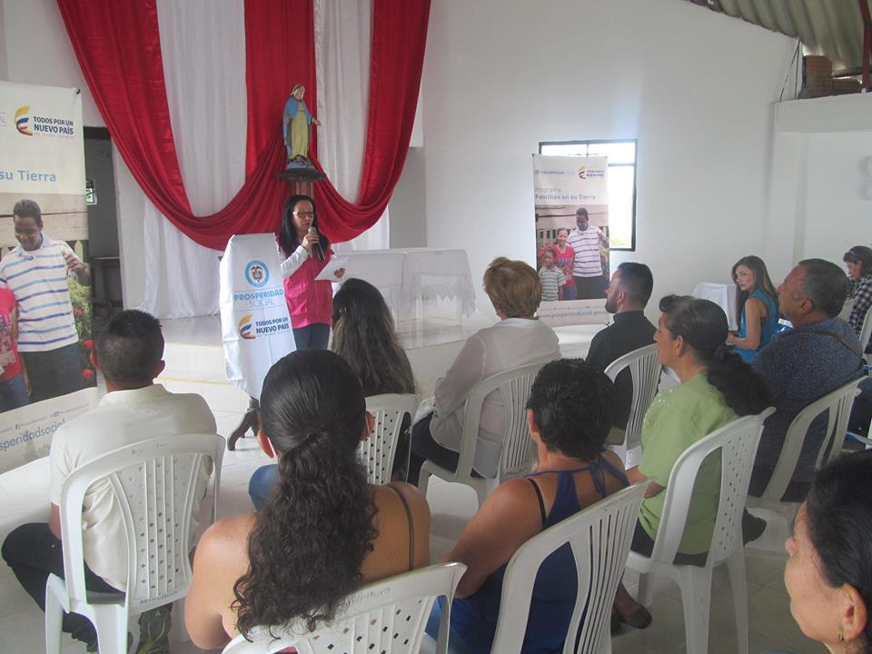 INAUGURACI�N CAPILLA VEREDA CALIFORNIA.
