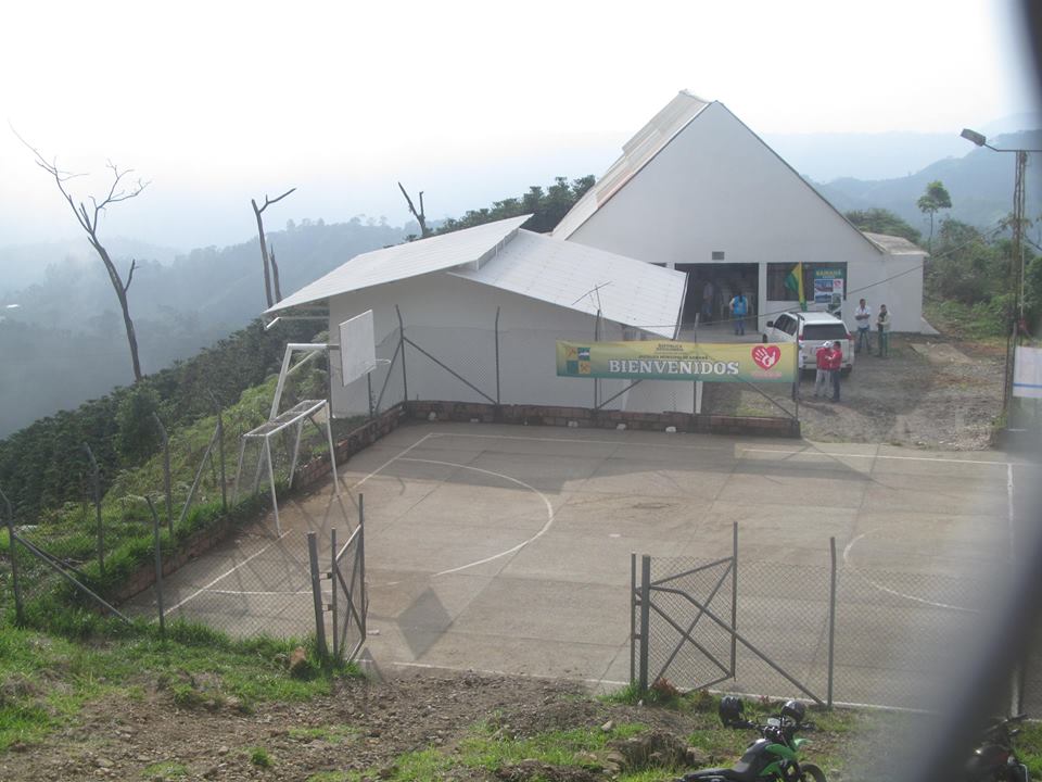 INAUGURACI�N CAPILLA VEREDA CALIFORNIA.