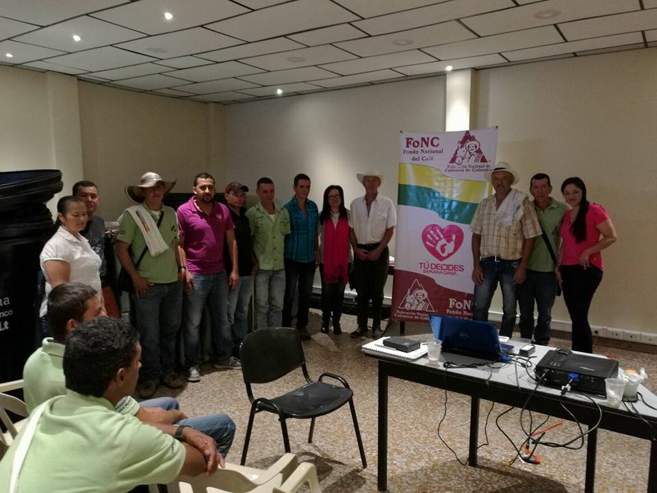 LOS CAFETEROS RECIBEN APOYO