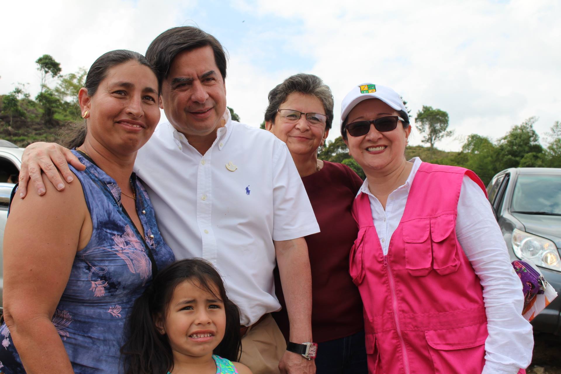 Ministro del Interior les pidi� paciencia a las v�ctimas en su visita a Saman�