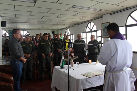 EUCARIST�A EN HOMENAJE P�STUMO AL COMISARIO RAVELES PEREIRA YUNI.
