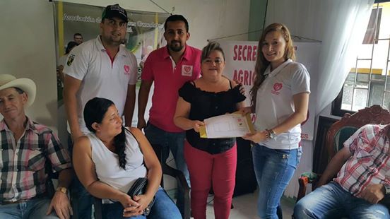 APOYO DECIDIDO A LOS GANADEROS.