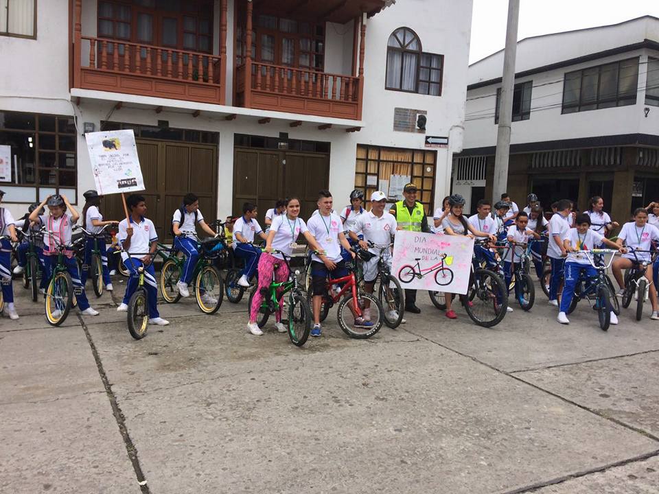 D�A INTERNACIONAL DEL USO DE LA BICICLETA.