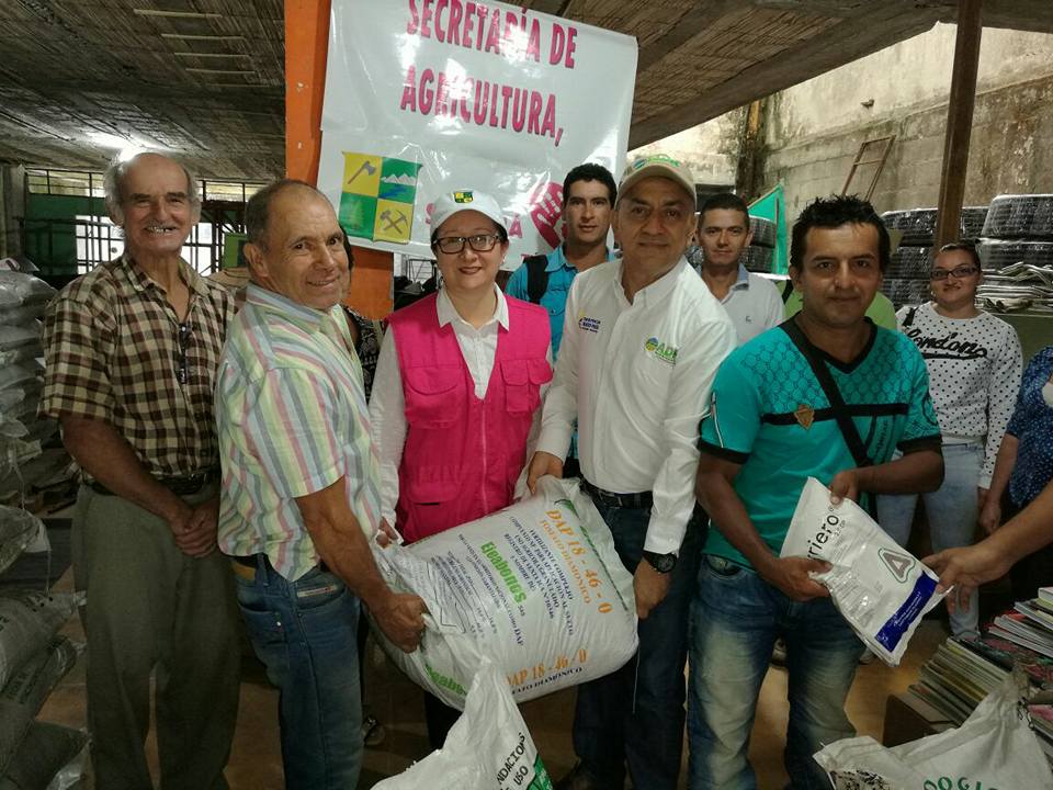 APOYO AGRICOLA A NUESTROS CAMPESINOS.
