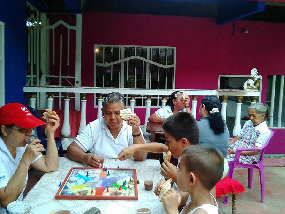 MAS CERCA DE NUESTROS ADULTOS MAYORES EN BERL�N.