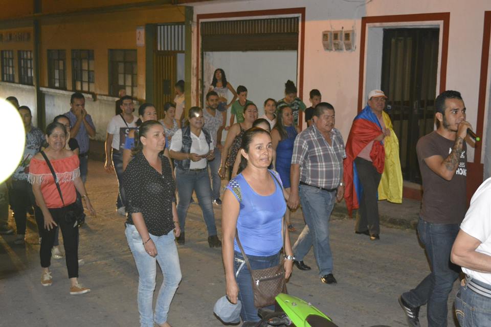LOS PROFESORES SAMANE�OS RECLAMAN SUS DERECHOS