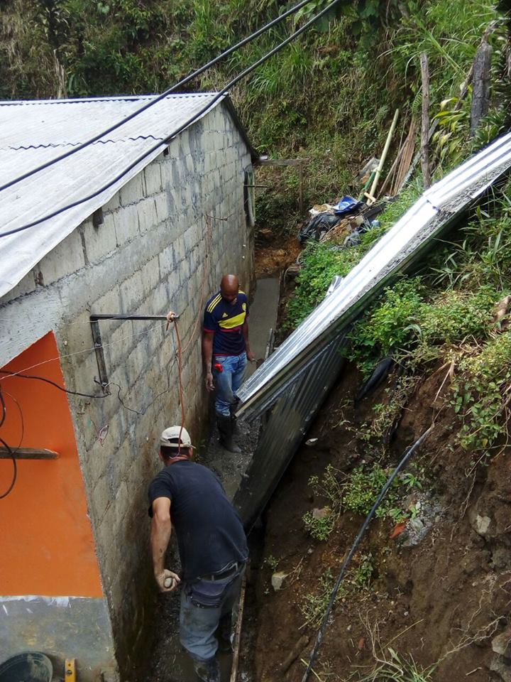 CANALIZACI�N AGUAS LLUVIAS EN EL BARRIO LA AMISTAD.