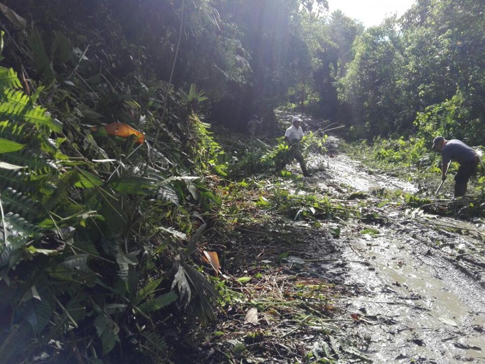 TRABAJO CONJUNTO POR LA V�A RIO MANSO- SAN DIEGO.