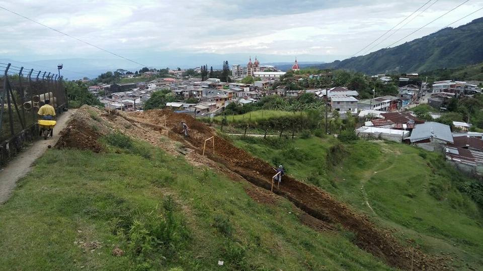 Renovaci�n Alcantarillado Barrio divino ni�o