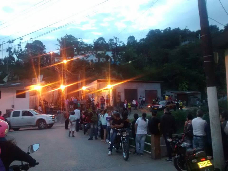 CUERPO DE BOMBEROS ENCUENTRA SIN VIDA A JEFFERSON OBANDO