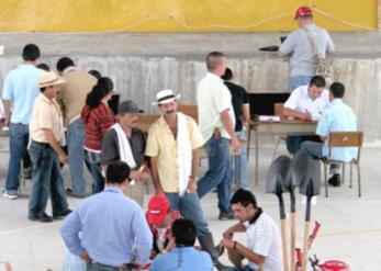 FAMILIAS DE SAMAN� TAMBI�N APROVECHAN OPCIONES DE CRECER