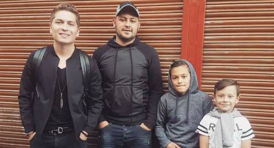 LA M�SICA POPULAR DEL COLOMBIANO BRYAN MU�OZ CAUTIVA EN EUROPA