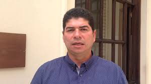 FELIX CHICA RENUNCIAR� A LA ASAMBLEA