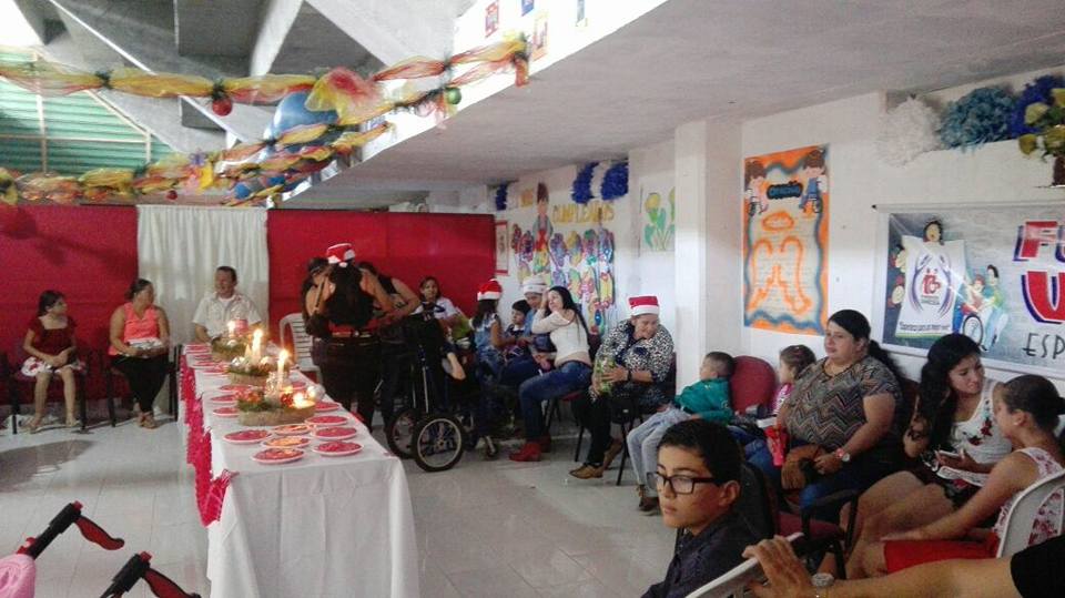 CELEBRACI�N NAVIDE�A A BENEFICIARIOS DE HOGAR GESTOR.
