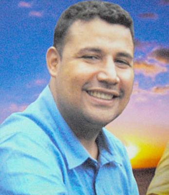 POLIC�A NACIDO EN SAMAN�, MURI� ATROPELLADO EN BARRANCA 
