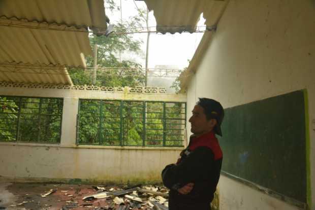 PAS� LA GUERRA, ESPERAN LA ESCUELA EN LA VEREDA COSTA RICA (SAMAN�)