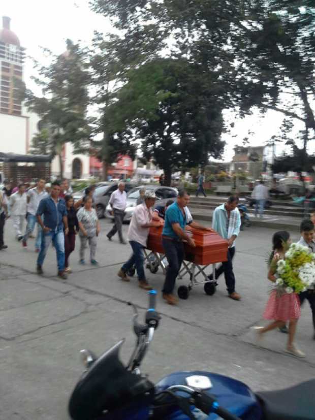 SE DESANGR� POR UN DISPARO ACCIDENTAL Y MURI� EN SAMAN�