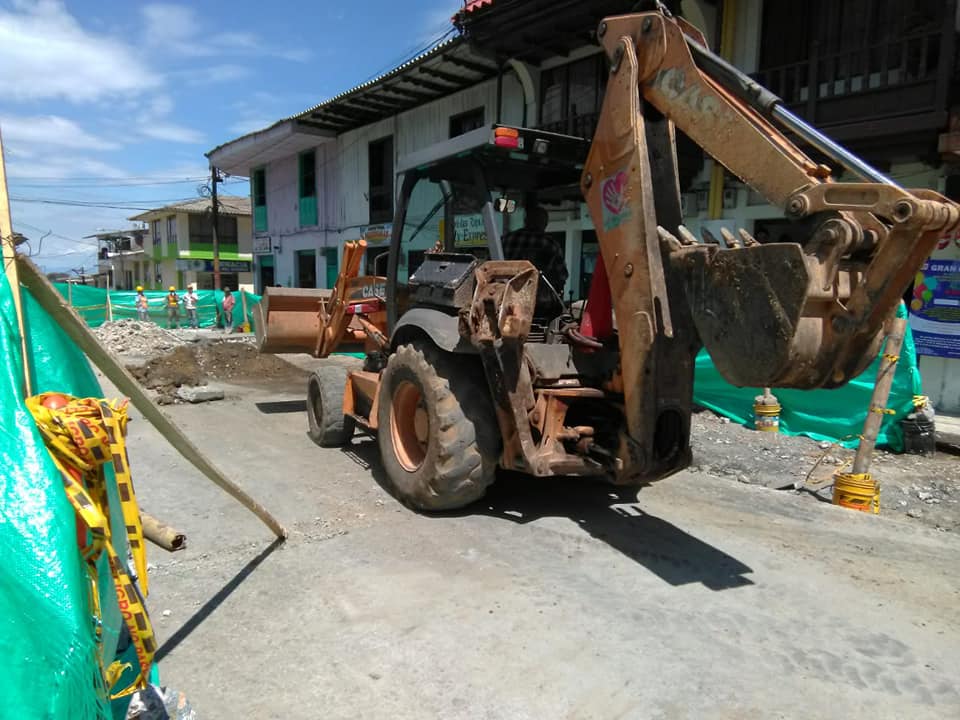 M�S OBRAS PARA SAMAN� TRABAJO ARTICULADO ALCALD�A-EMPOCALDAS.
