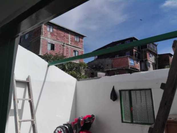 VENDAVAL DESTECH� CASAS EN ZONA RURAL DE SAMAN� (CALDAS)