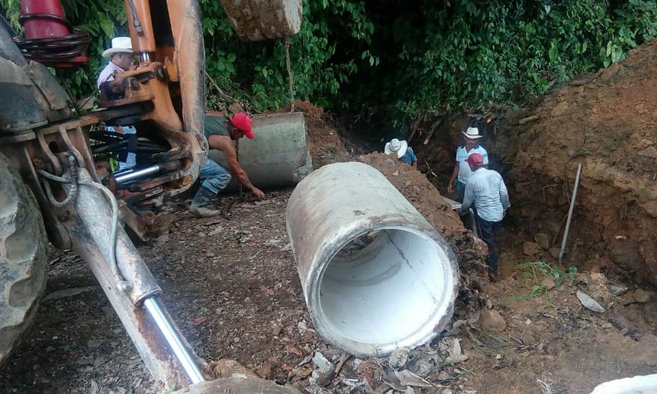 TRABAJO CONJUNTO POR VEREDA EL CASTILLO