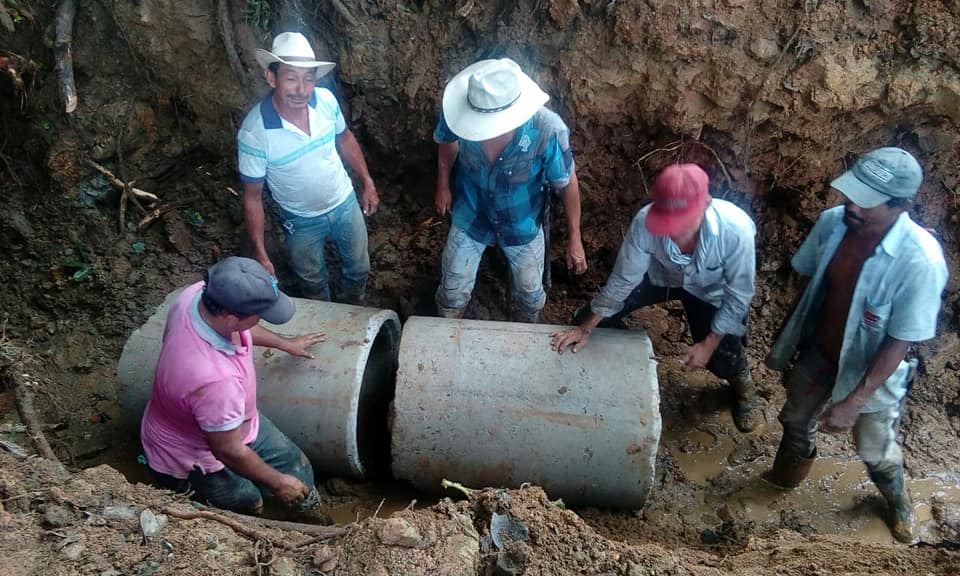 TRABAJO CONJUNTO POR VEREDA EL CASTILLO