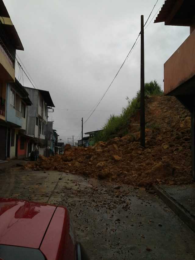 INCOMUNICADOS SAMAN� Y VICTORIA