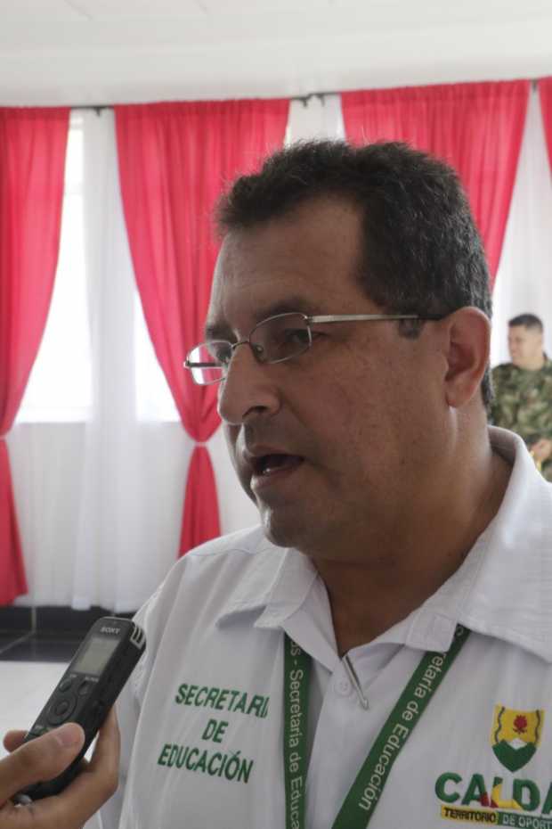 "QUIERO M�S CALIDAD DE VIDA PARA LOS CALDENSES": FABIO ARIAS, EXSECRETARIO DE EDUCACI�N DEL DEPARTAMENTO