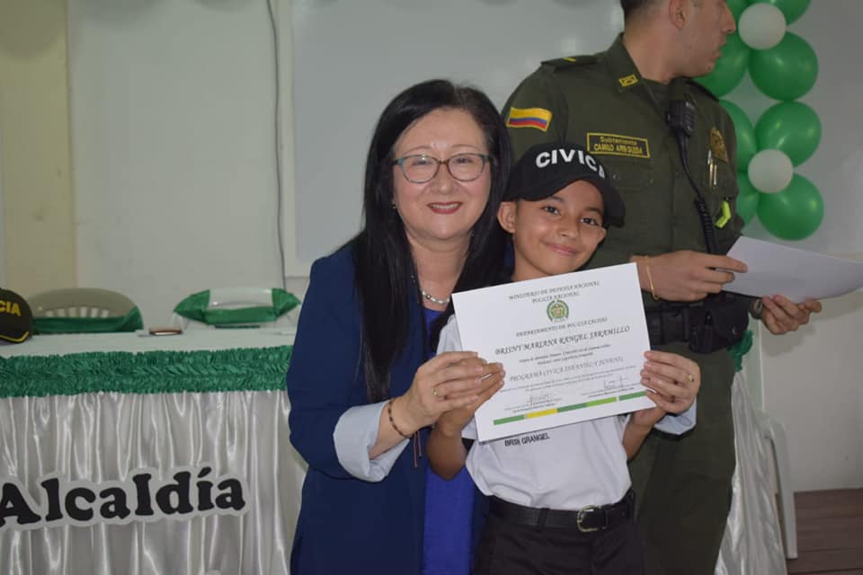 GRADUACI�N DE LOS C�VICOS INFANTILES Y JUVENILES 