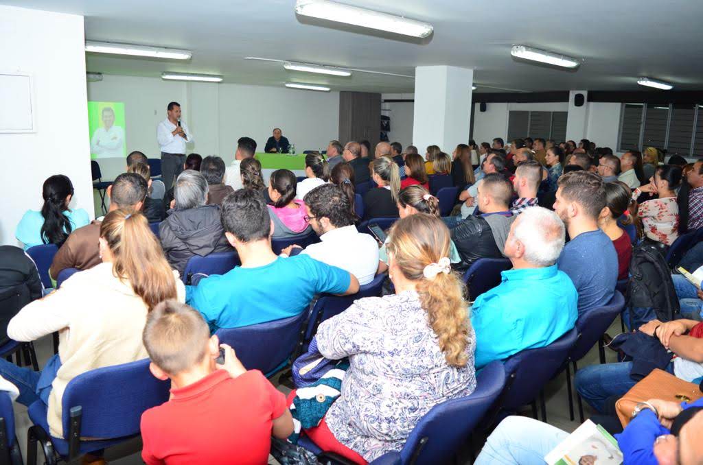 TINTO POL�TICO CONCLUSIONES DE LA CONVENCI�N DE CALDAS AVANZA