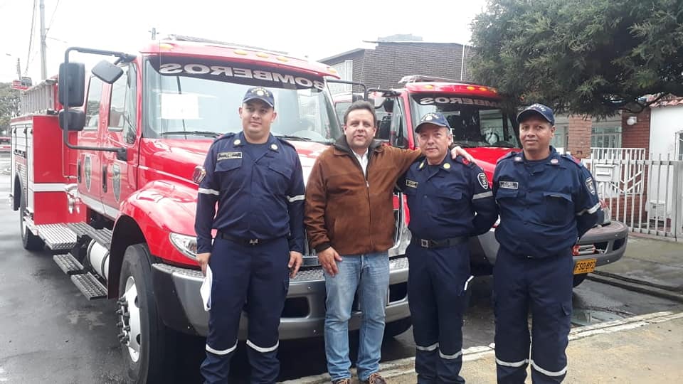 VEH�CULO CISTERNA  DOTACI�N BOMBEROS